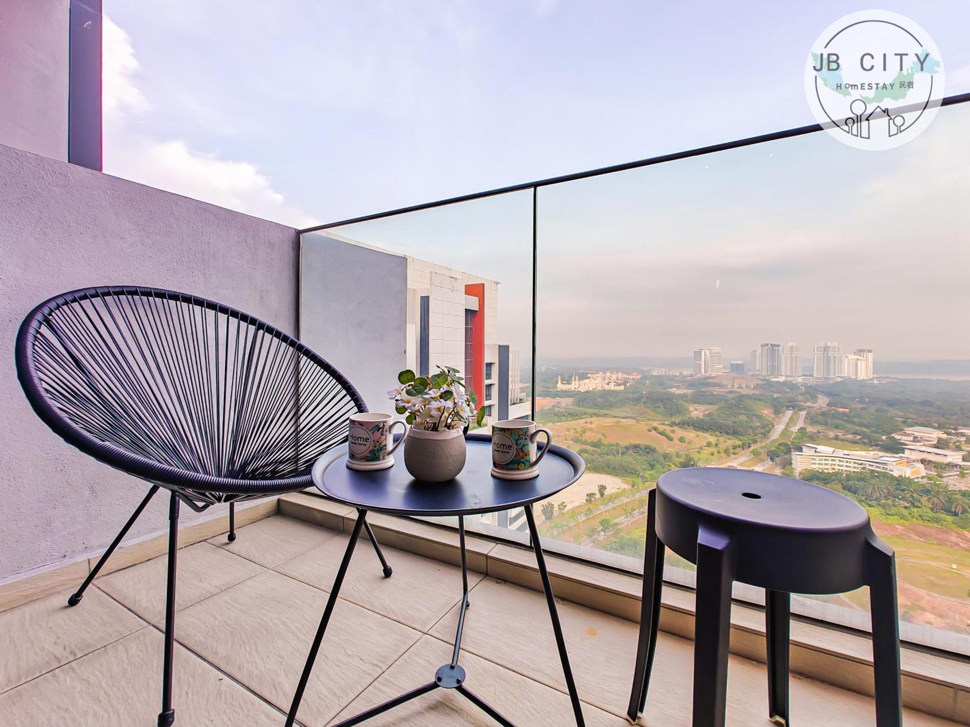 Grand Medini By Rr Jbcity Нусаджая Екстериор снимка